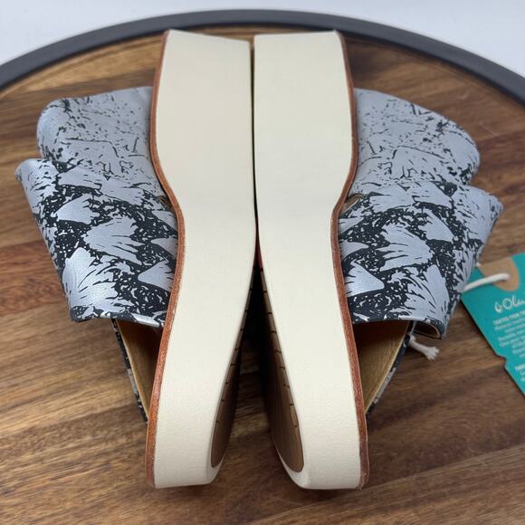 Olukai Ohohi Leather Slide Wedge Sandals Black/Silver Women's 9 NWT - Picture 8 of 10